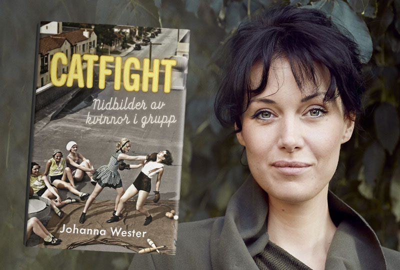 Johanna Wester visar på nidbilder av kvinnor i grupp i boken Catfight