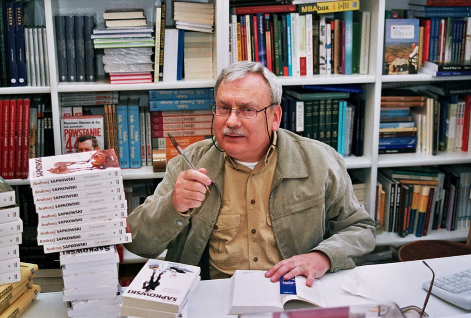 Bokförlaget Gondol ger ut en ny roman i den globalt bästsäljande Witcherserien av Andrzej Sapkowski den 30 september