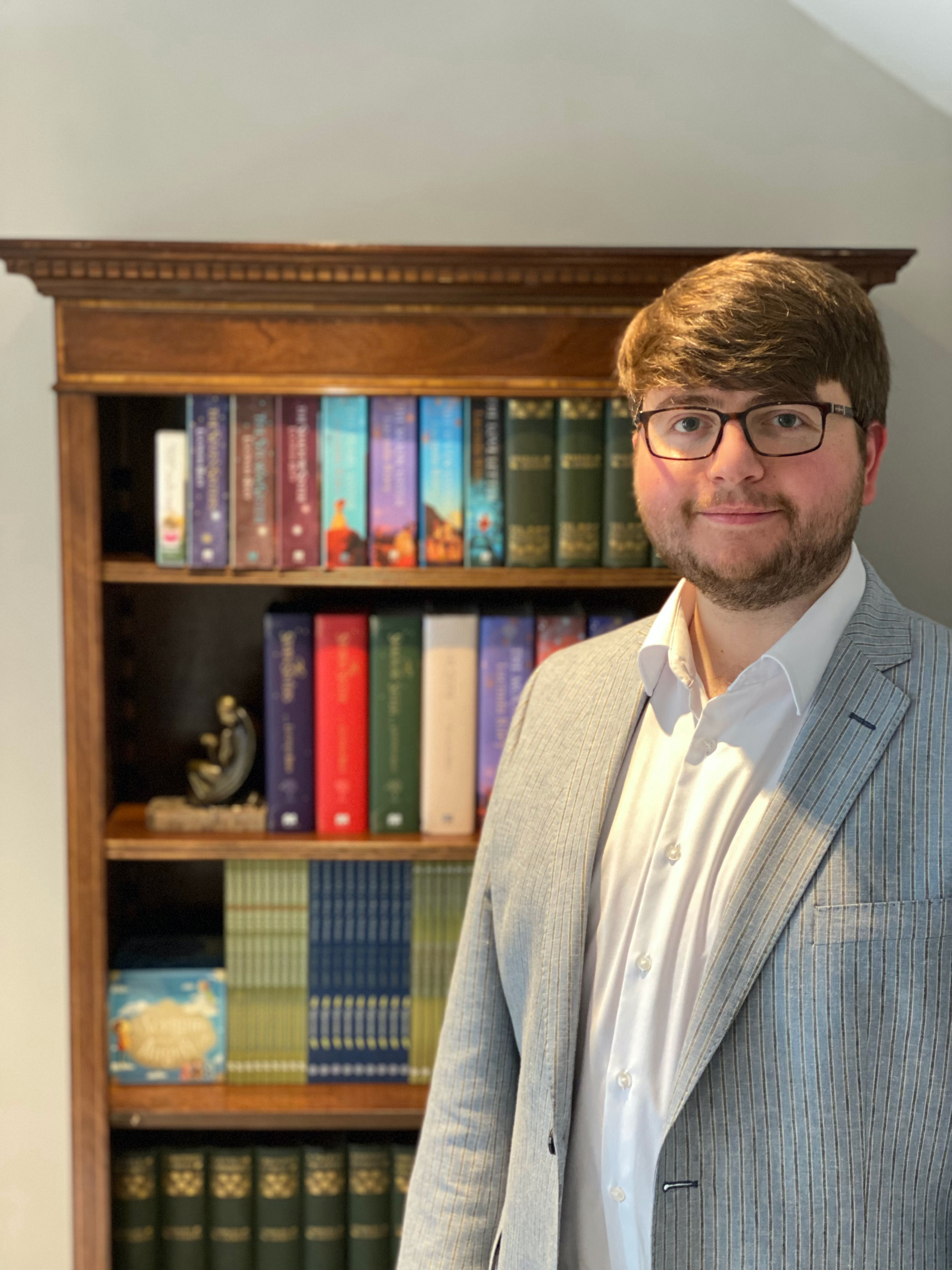 Våren 2023 utkommer den åttonde delen i serien om De sju systrarna