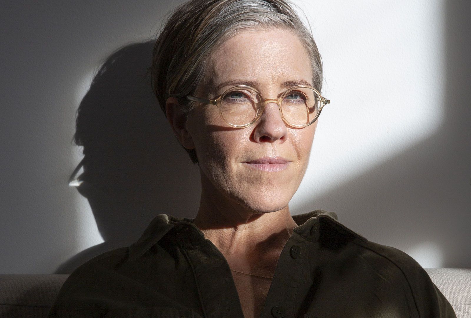 Författaren och konstnären Johanna Ekström 50 år