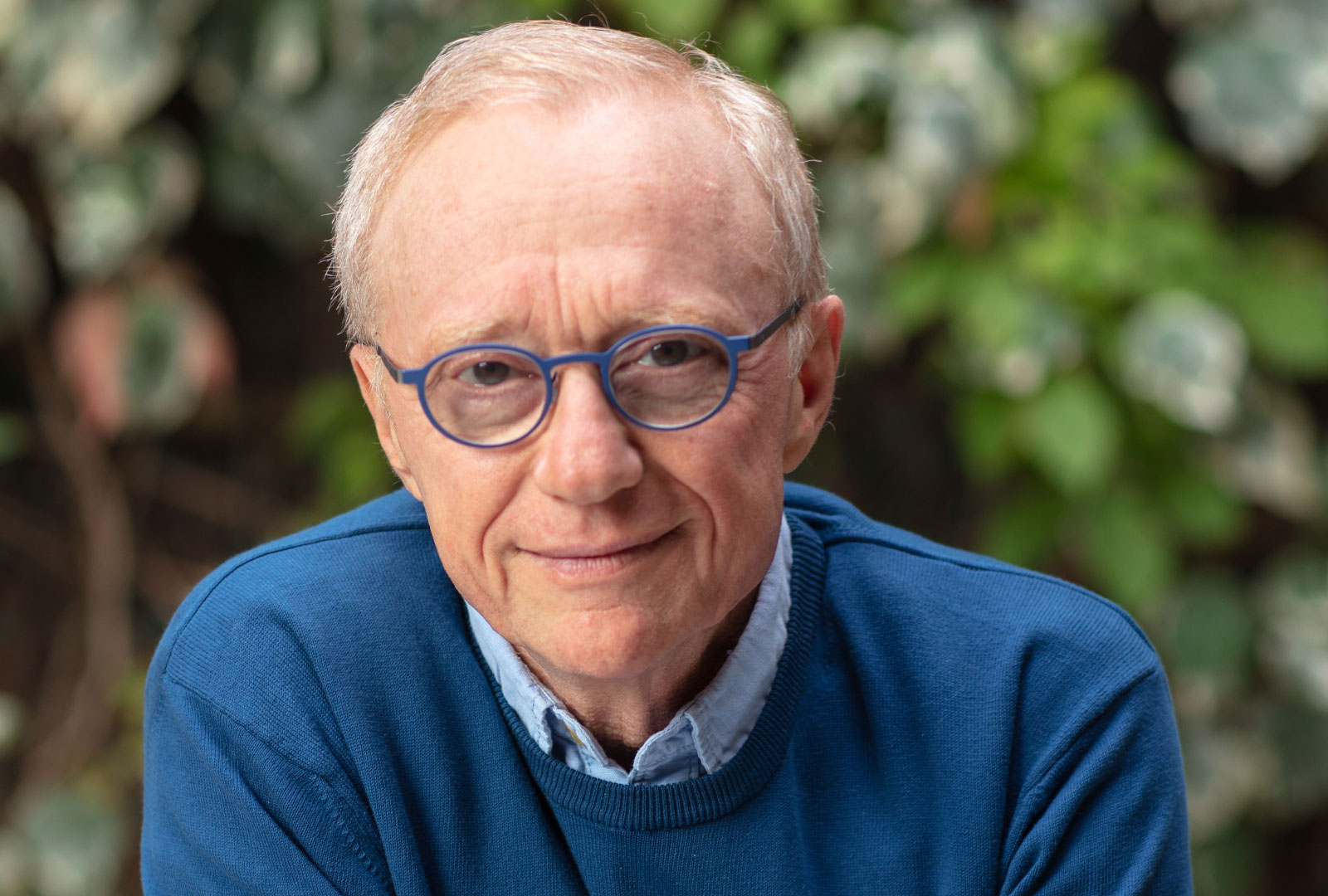 David Grossman i ett samtal om sin bok Med mig leker livet
