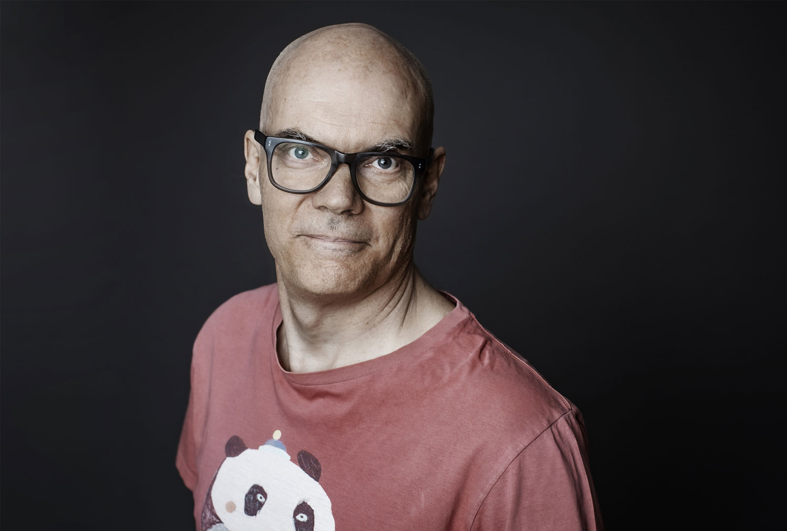 Jörgen Gassilewski belönas med Erik Lindegren-priset