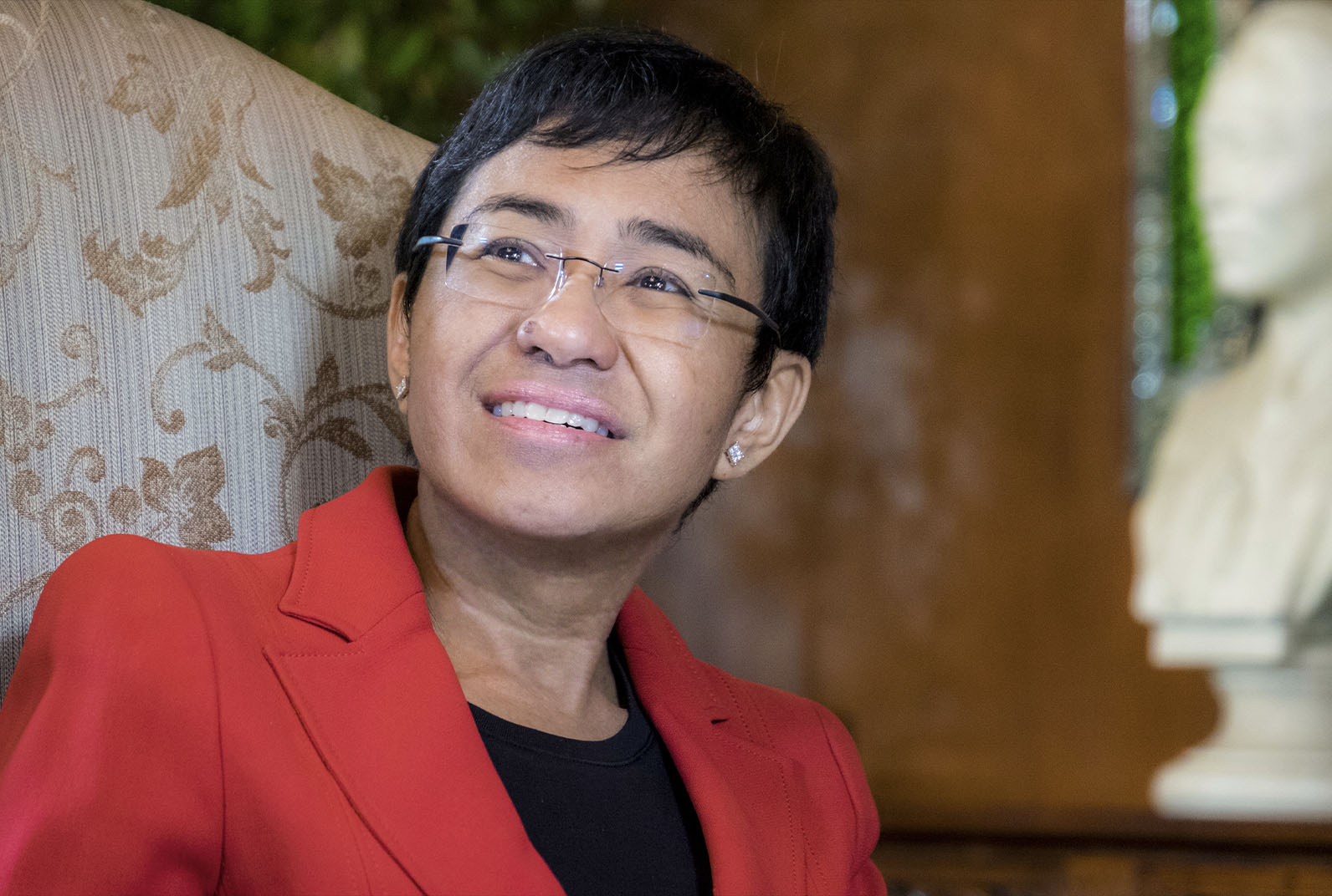 Dramaten läser texter av Maria Ressa