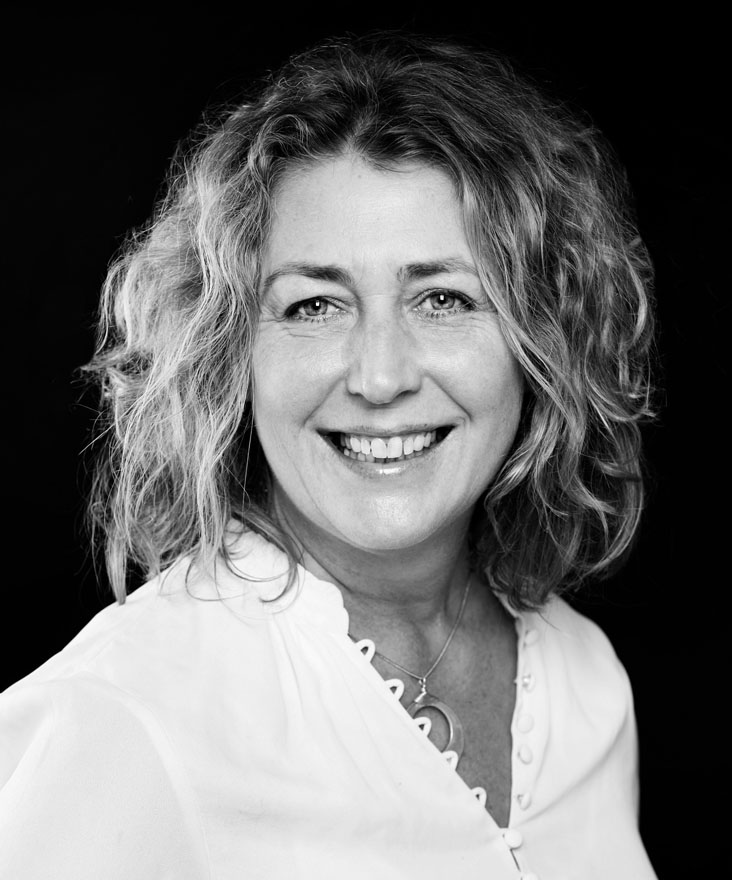 Responsible for foreign fiction whilst working with a select number of Swedish authors