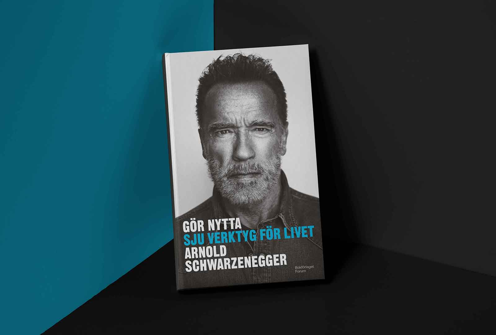 I nya boken Gör nytta ger Schwarzenegger sina bästa verktyg för framgång och ett meningsfullt liv