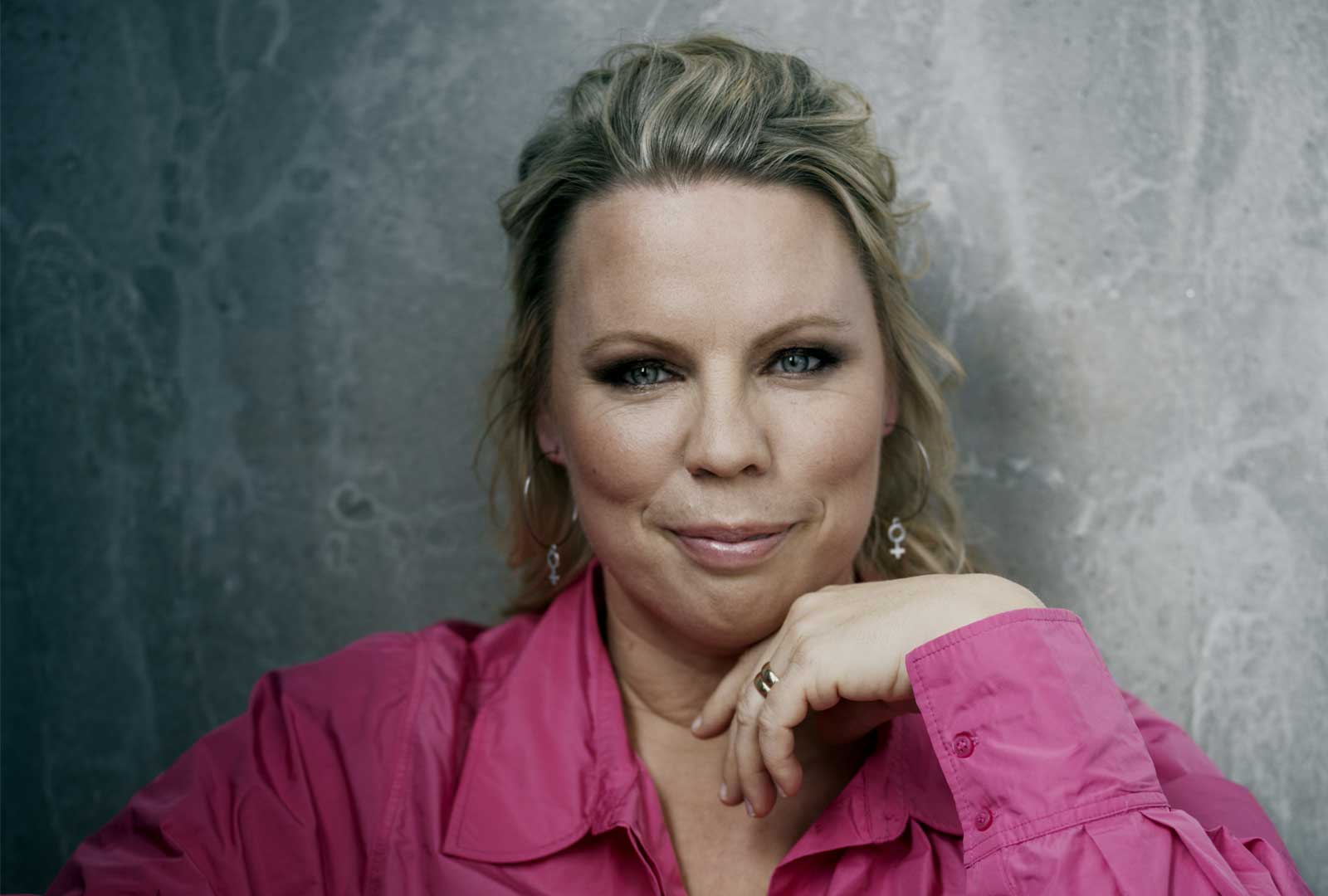 Caroline Engvall belönas med Guldäpplejuryns särskilda pris