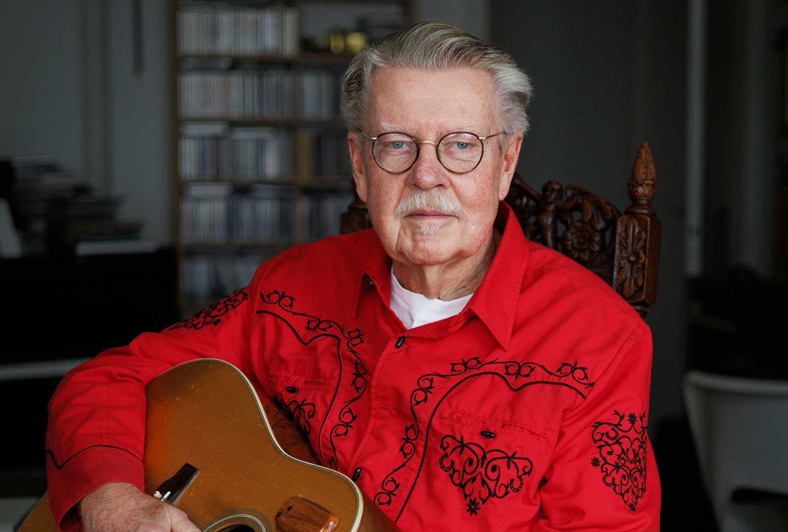 Efter Alzheimerdiagnosen berättar Mikael Wiehe om rädslan att förlora sitt språk