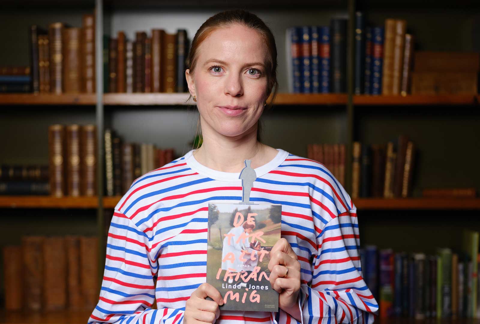 Linda Jones nomineras till Augustpriset 2023 för De tar allt ifrån mig