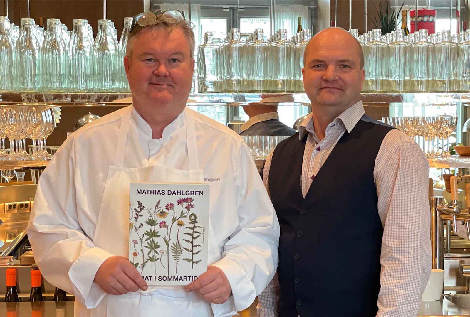 Mat i sommartid av Mathias Dahlgren ﻿utsedd till Årets kokbok 2022